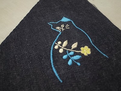 ねこ刺繍