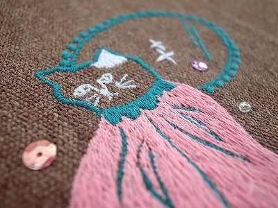 おめかし猫刺繍