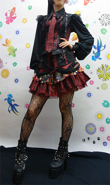 Qutie Frash ネクタイ付きブラウス ボルドー ゴシック クラシカル QutieFrash】ネクタイ付きブラウスコーデ紹介 | アメQの部屋