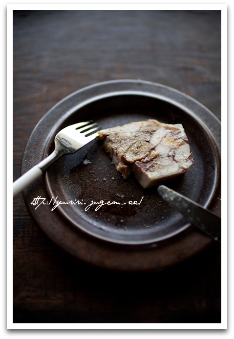 20110522鶏肉と鶏レバーのテリーヌ イチジク入り-8.jpg
