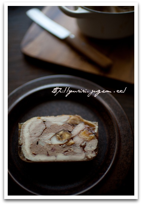 20110522鶏肉と鶏レバーのテリーヌ イチジク入り-7.jpg