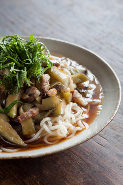 20140526ベーコンと茄子の半田麺.jpg