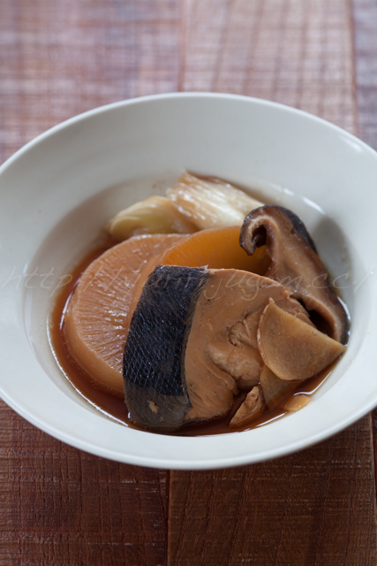 20141105トンボのなまり節と大根の煮物.jpg