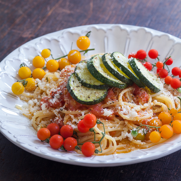 夏色 トマトソースと そのパスタ ミニトマトで ゆりり亭 料理もお酒も無手勝流