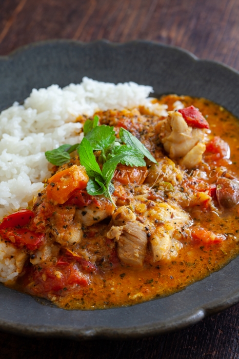20190714鶏肉とトマトのカレー.jpg