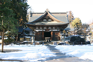雪化粧の恵林寺(2012年)