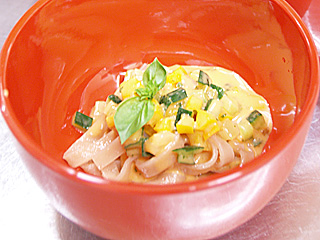 玄米麺のガスパチョ