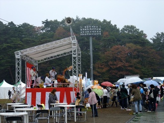 午後は雨が降り出した