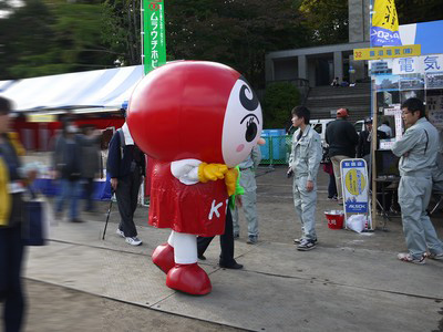 きぐるみ 人KENまもる君