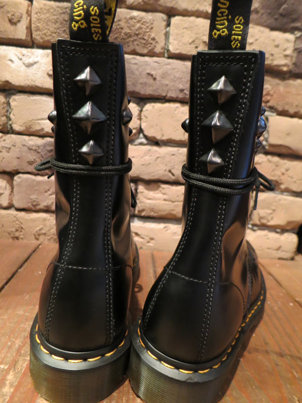 GAVIAL ブーツ Dr.Martens 27.0 UK8 黒 鋲 中村達也 GAVIAL ブーツ Dr.Martens 27.0 UK8 黒 鋲 中村達也