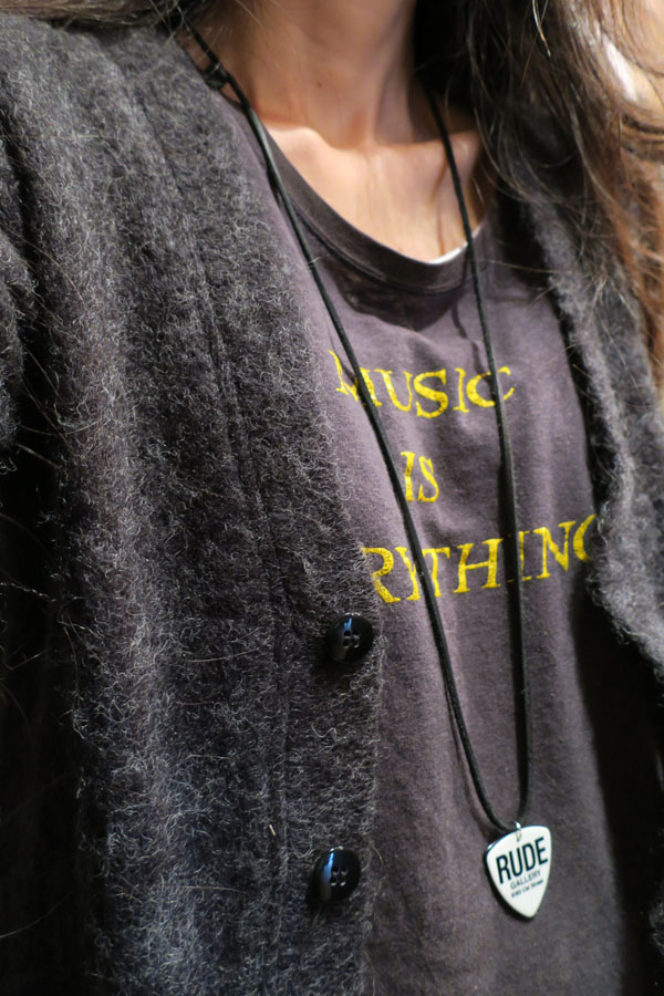 GRUNGE KNIT CARDIGAN | AUDIO BLOG GRUNGE KNIT CARDIGAN | AUDIO BLOG