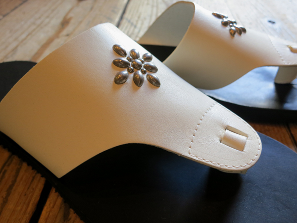 LEATHER SANDAL CUSTOMIZED by METAL JACKET | AUDIO BLOG