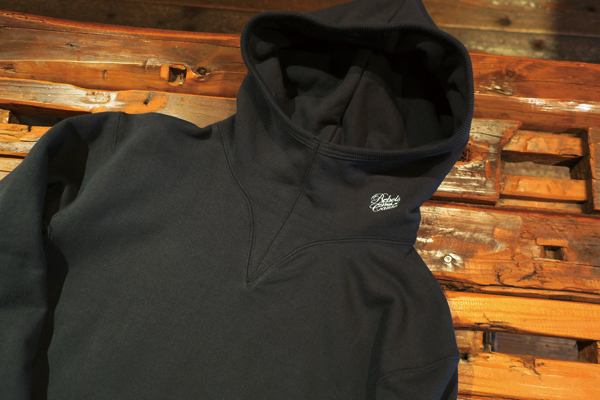 SWEAT WEAR -BLACK REBEL | AUDIO BLOG 