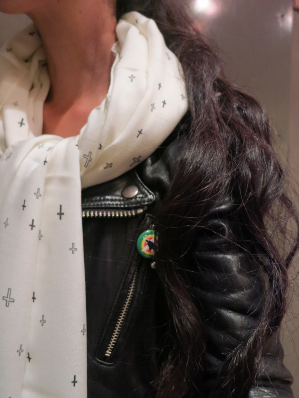 RUDE GALLERY｜ルードギャラリー　音楽・楽器柄　大判ストール RUDE GALLERY｜ルードギャラリー 音楽・楽器柄 大判ストール