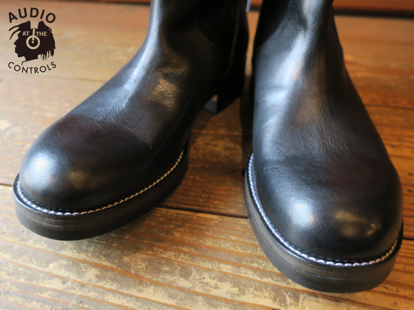BACK ZIP BOOTS | AUDIO BLOG