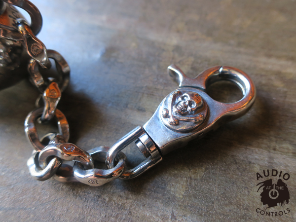 SKULL KEY CHAIN&KEY HOLDER | AUDIO BLOG SKULL KEY CHAIN&KEY HOLDER | AUDIO BLOG
