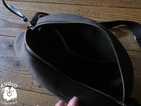 GAVIAL / CANVAS SHOULDER BAG | AUDIO BLOG