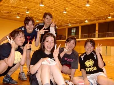 どこのギャルかと 神戸大学女子ハンドボール部