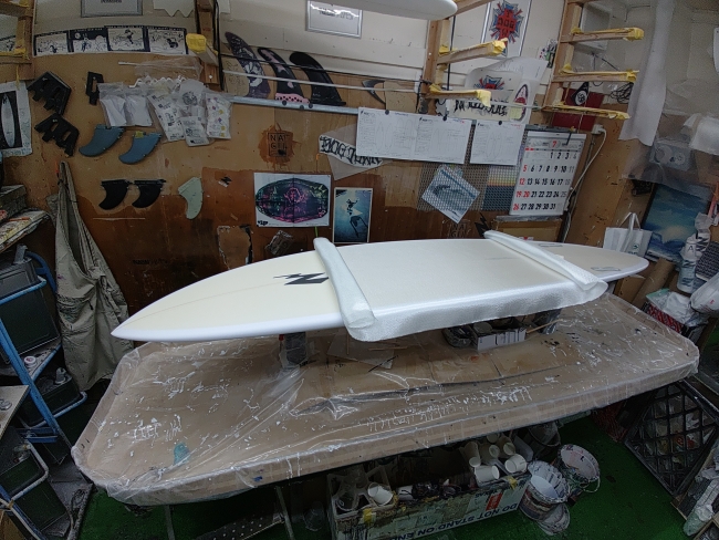 CROSS | サーフィン 埼玉県 ハンドシェイプ サーフボード：Nagaii Shapes