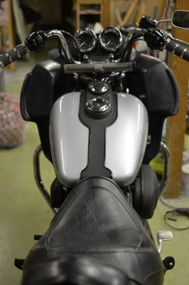 ナローバガーカウル FXR DYNA ワンオフ