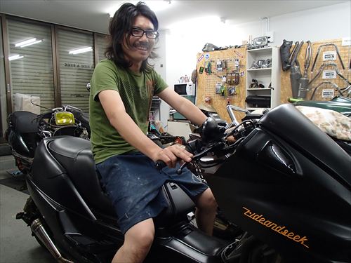 マジェスティー ワンオフミラー