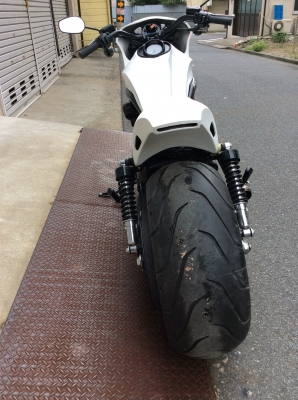 V-rod ワンオフカウル