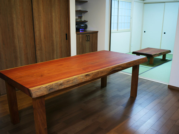 カリンのダイニングテーブルと座卓 | wood work olior. -blog-