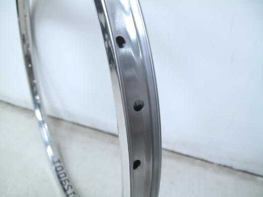 H PLUS SON * TODESTRIEB * 26” 36H入荷しました。 | シオカゼストアブログ