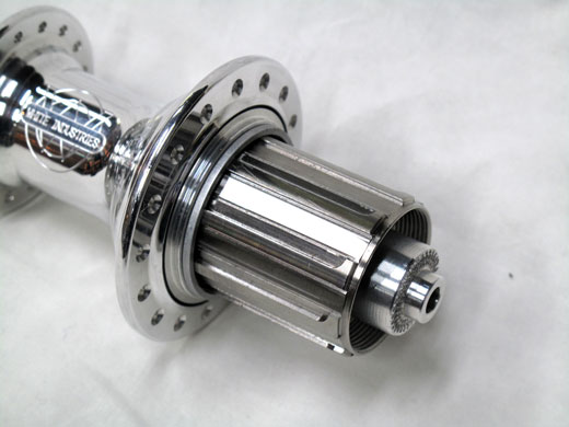 White Industries ハブ | シオカゼストアブログ