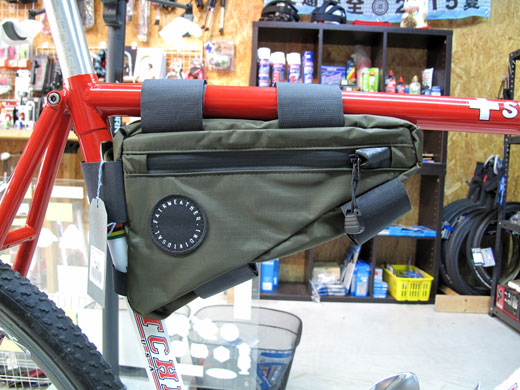 フレームバック各種再入荷してます! | シオカゼストアブログ