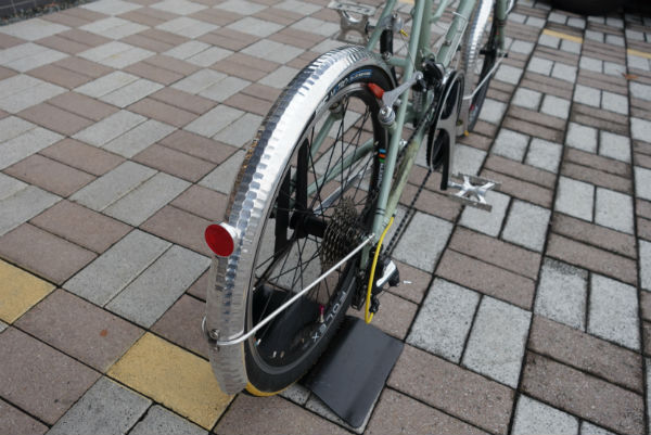小径車にフェンダーを取り付けさせて頂きました。 | シオカゼ