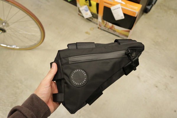 FAIRWEATHER frame bag. | シオカゼストアブログ