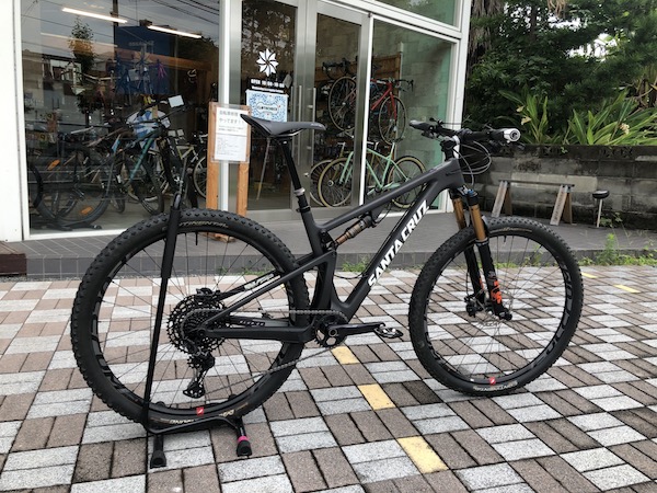 □SANTACRUZ サンタクルーズ Blur XC B 26inch MTBフレーム Mサイズ 美品 Yahoo!オークション - SANTACRUZ サンタクルーズ Blur XC B