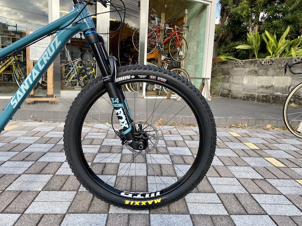 SANTACRUZ * CHAMELEON AL 27.5 * R-kitを納車しました。 | シオカゼ