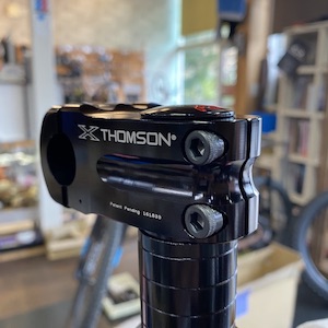 THOMSONのBMXステムとサンライズバー | シオカゼストアブログ