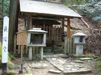 義経堂