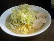 二郎の大盛り野菜増しニンニク多め!