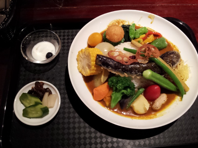 三鷹きびや 野菜カレー 野菜の量ハンパない!