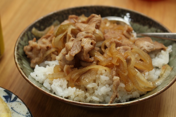 2016-10-30豚丼.JPG