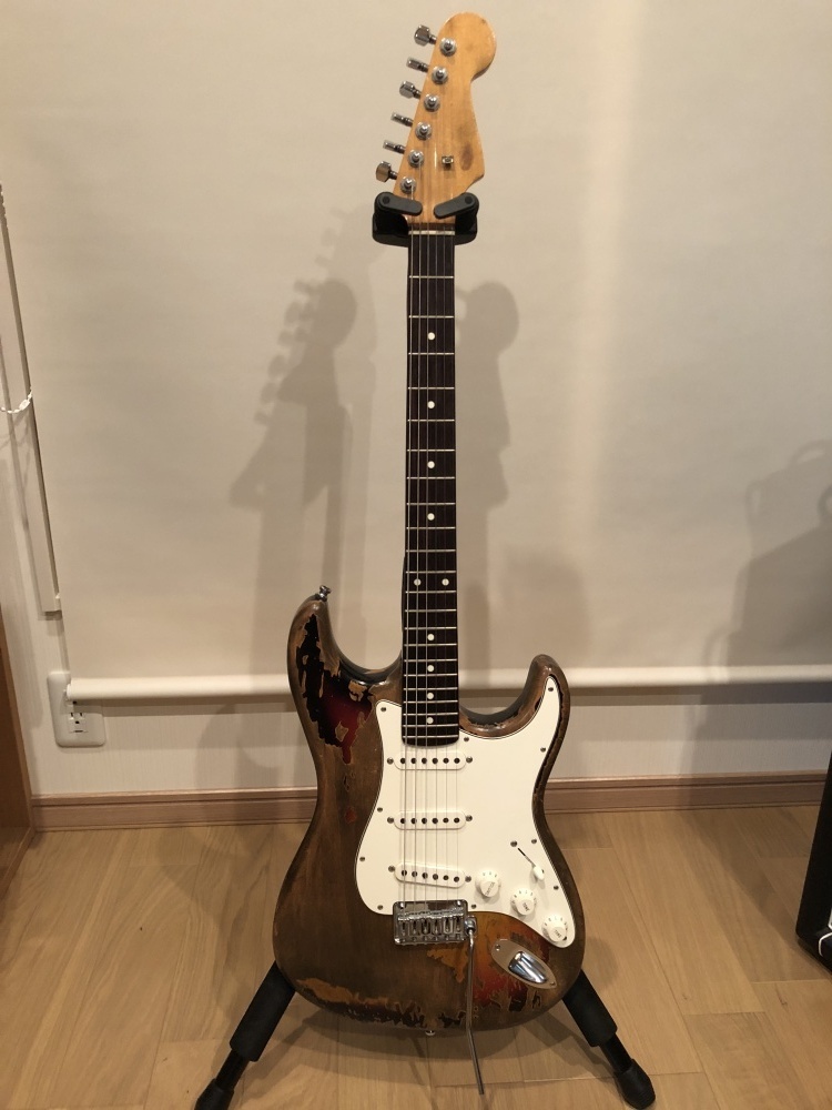 Kid's Guitar Rory Gallagher Stratocaster ('98) | Love Reign O'er Me