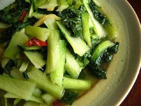 炒青菜(チンゲン菜の炒めもの)