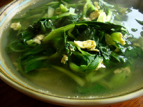 鶏毛菜蛋湯