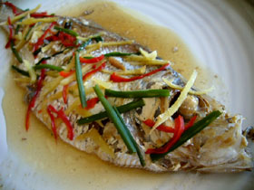 清蒸梅香魚(梅香魚の蒸しもの)