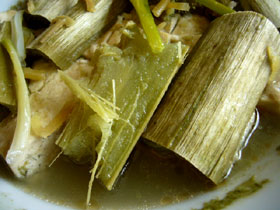 発酵ヒユナ菜梗蒸臭豆腐