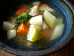 骨頭蘿蔔湯(大根とニンジンと豚骨のスープ)