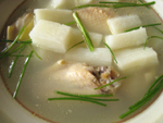 鶏膀山薬湯(鶏の手羽元と長芋のスープ)