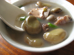 蚕豆咸鶏湯(そら豆と塩漬け干し鶏のスープ)