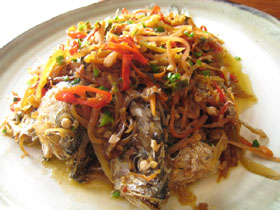 泡菜黄魚