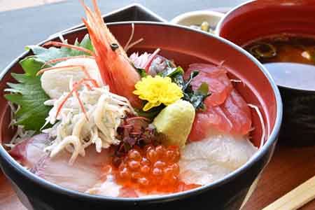 海鮮丼