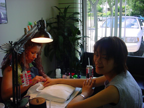 7-14-01Nailsalon1.jpg